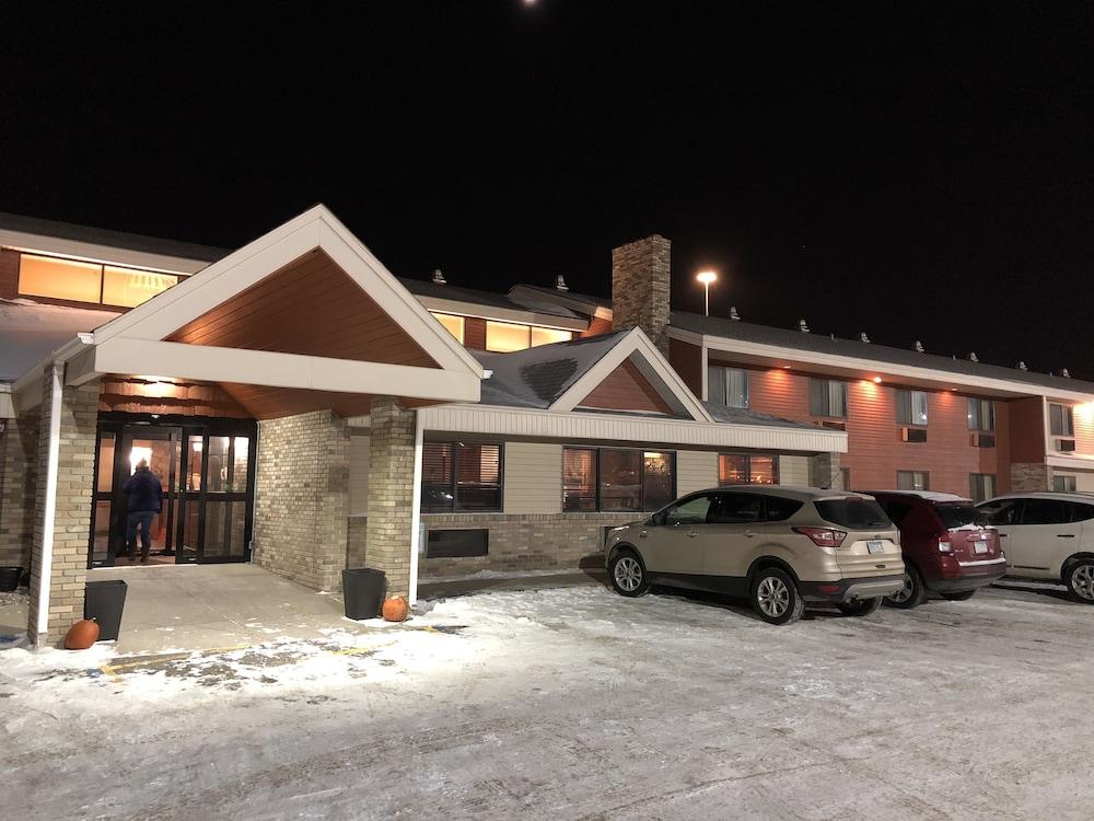 Americinn By Wyndham Fargo West Acres Kültér fotó